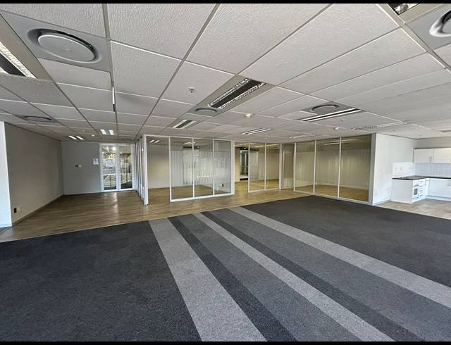 387M² OFFICE TO LET IN SANDTON CENTRAL